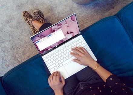woman on laptop