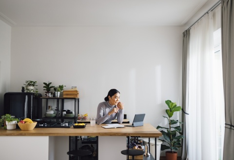 Remote employer researching payroll fraud